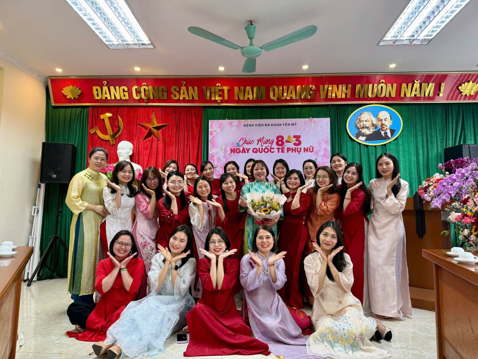 Lễ mít tinh kỷ niệm Ngày Quốc tế Phụ nữ 8/3