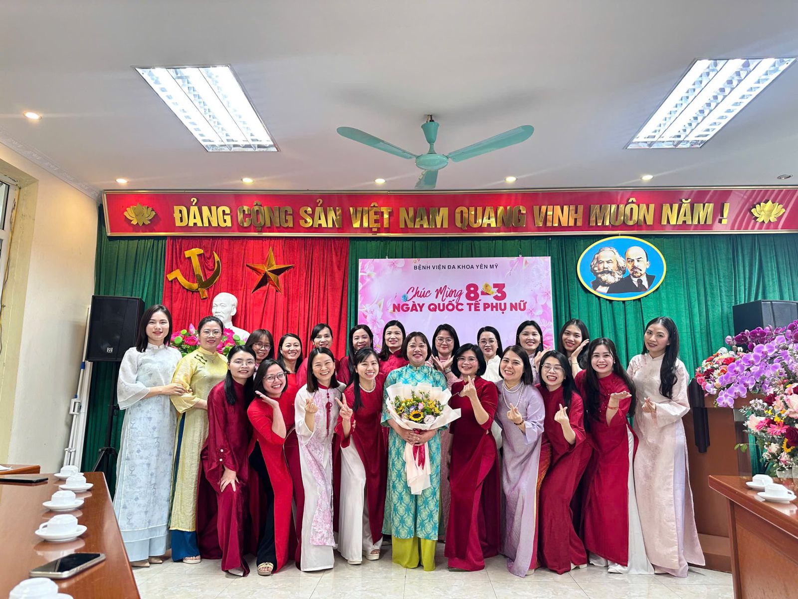 Lễ mít tinh kỷ niệm Ngày Quốc tế Phụ nữ 8/3